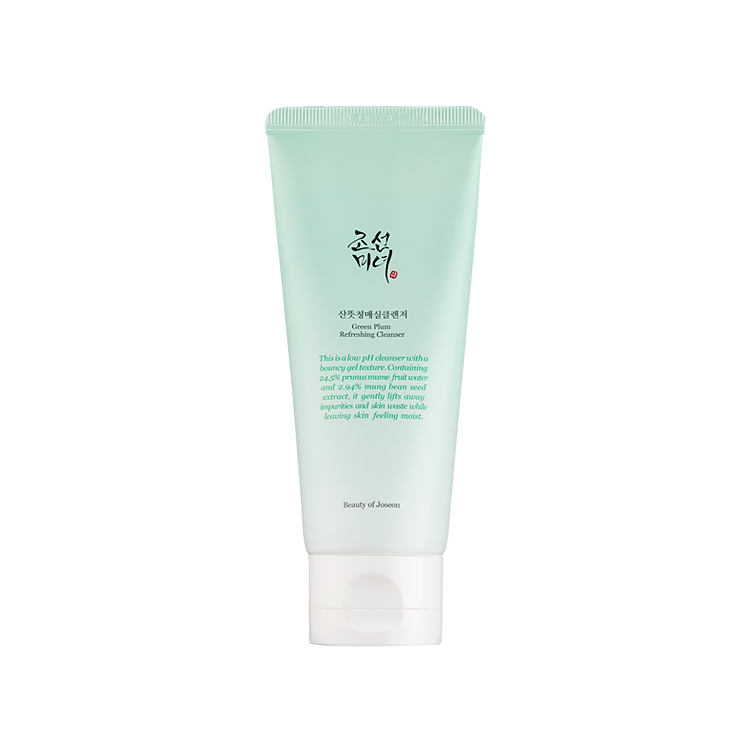 Green Plum Refreshing Cleanser 100ml