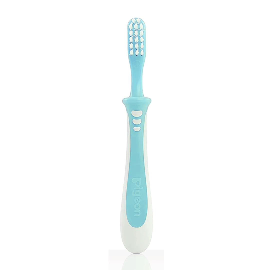 Pigeon Training Toothbrush, Blue