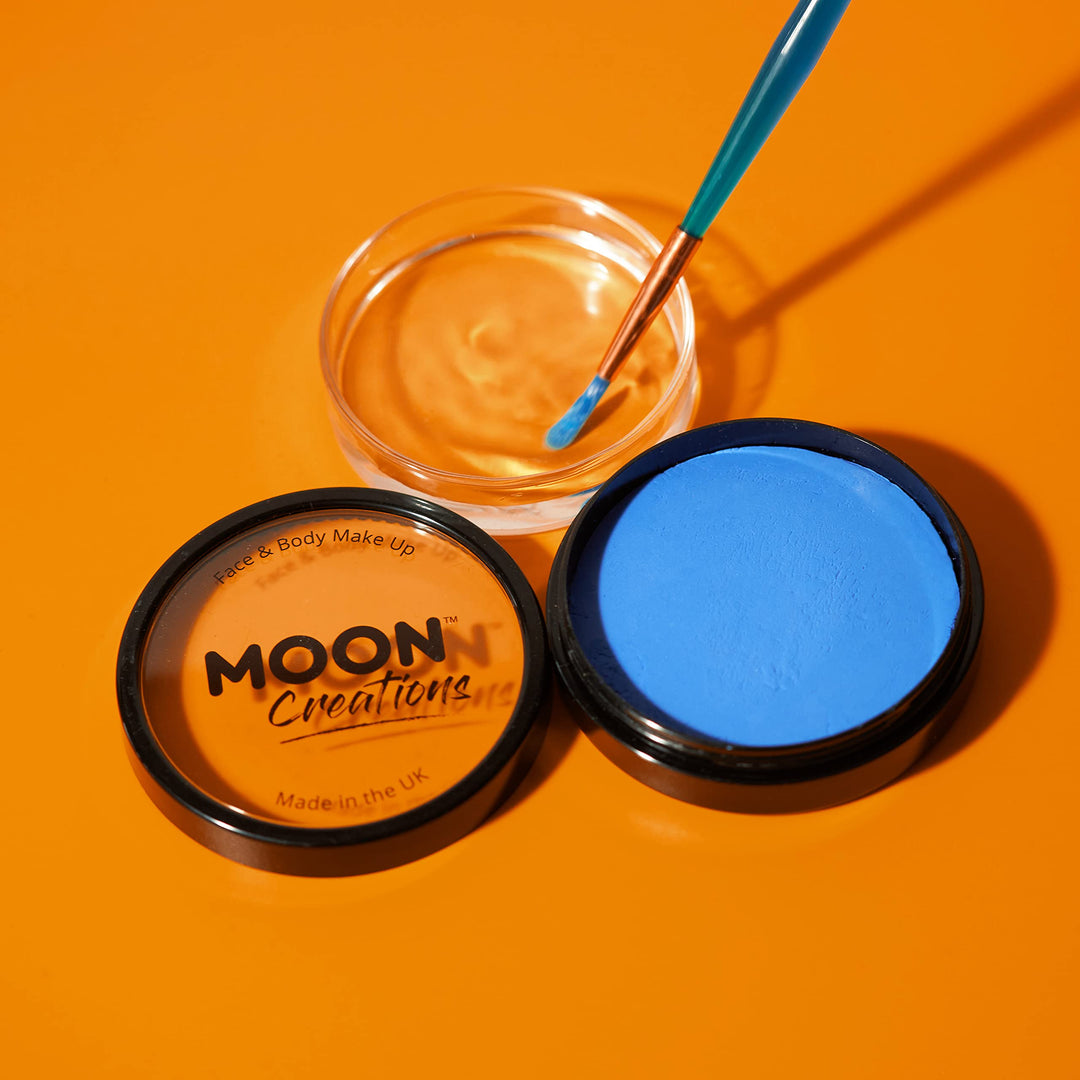Moon Creations Pro Face And Body Paint Cake Pots, 40 Colour Professional Kit