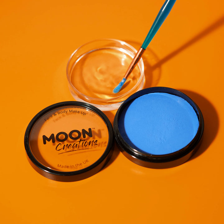 Moon Creations Pro Face And Body Paint Cake Pots, 40 Colour Professional Kit