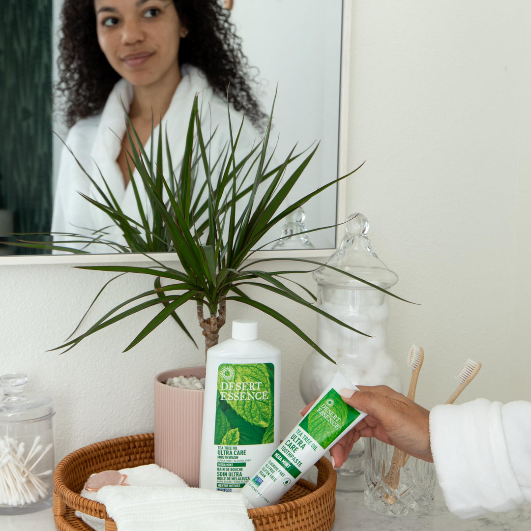 Desert Essence Ultra Care Toothpaste, Mega Mint, 6.25 oz