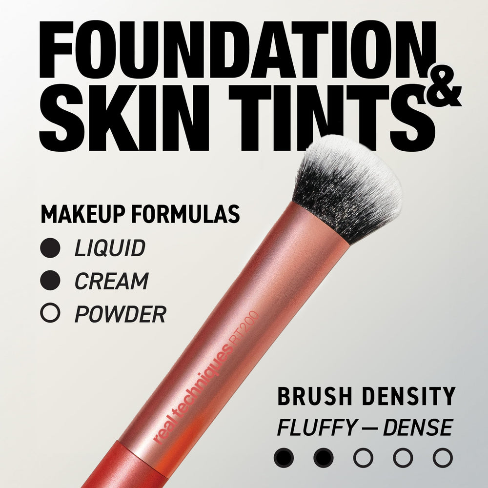 Real Techniques Expert Face Brush