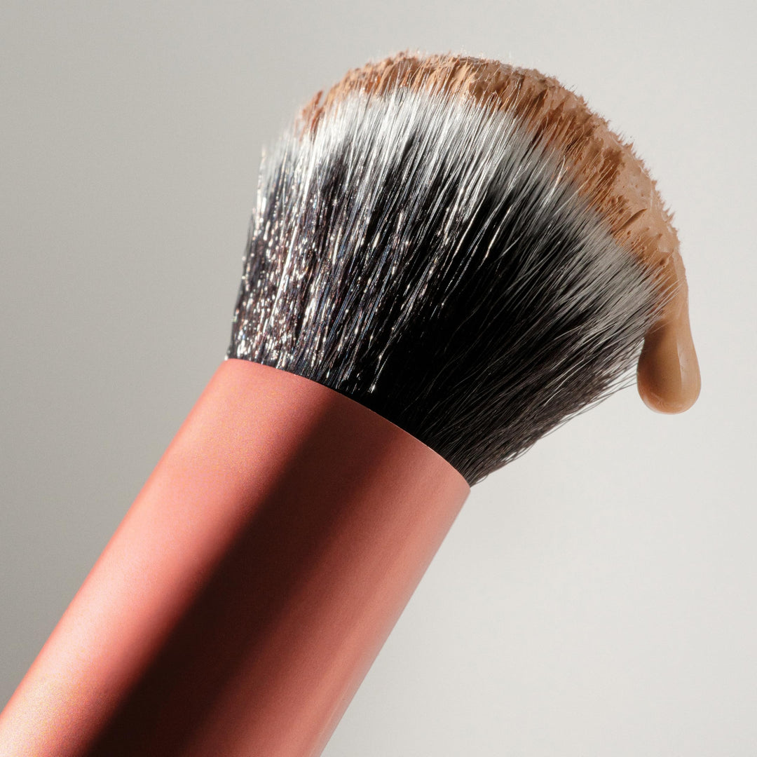 Real Techniques Expert Face Brush